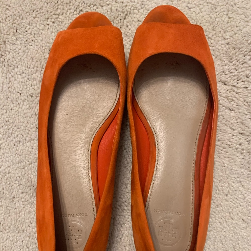 Tory Burch open toe Orange suede flats